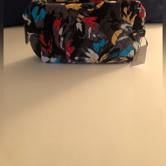 New Vera Bradley Large Cosmetic Bag,  Brand new with tags. 12 X 6 1/2” - Picture 4 of 7